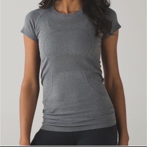 Lululemon Swiftly Tech Short Sleeve 2.0 Heather Gray Size 8